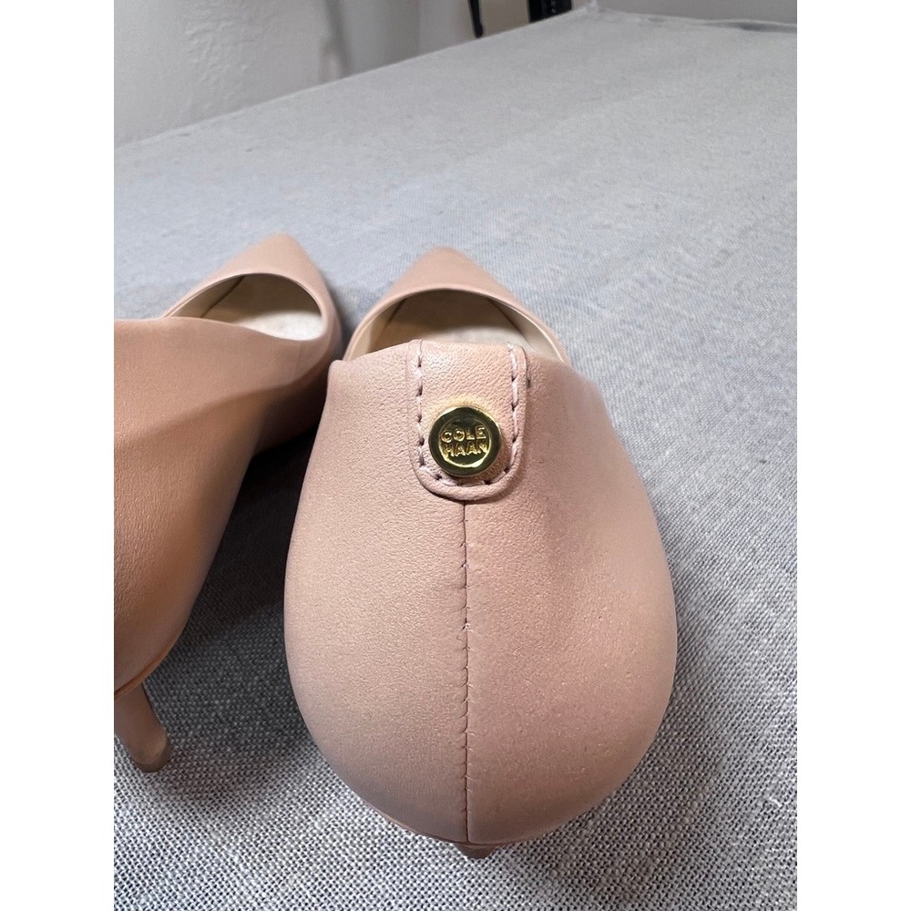 Cole Haan Go-To Pointy Toe Pumps Nude Leather Heels Size 8 8B - Picture 8 of 8